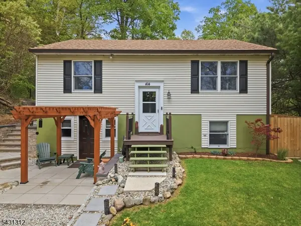414 Macopin Rd, West Milford Twp., NJ 07480