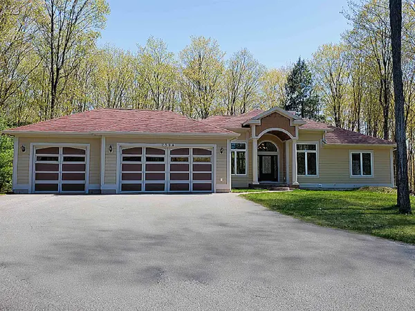 2594 Blue Meadow DR, Long Lake Twp, MI 49685