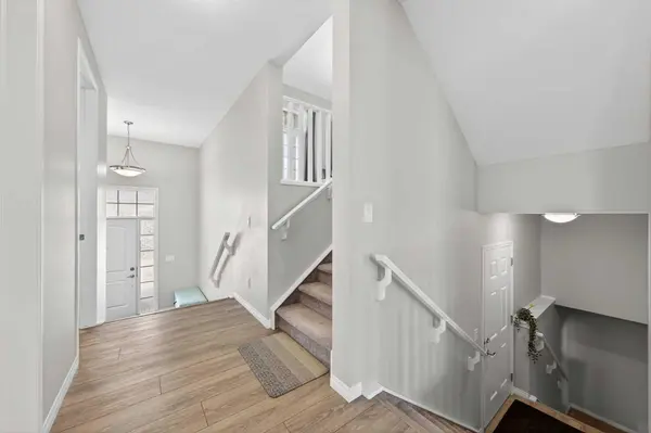 95 Carrington Close NW, Calgary, AB T3P 1P8