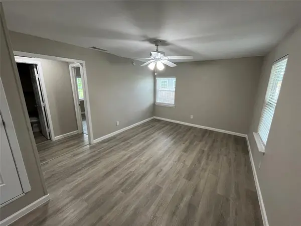1201 Rose Garden Avenue, Dallas, TX 75217