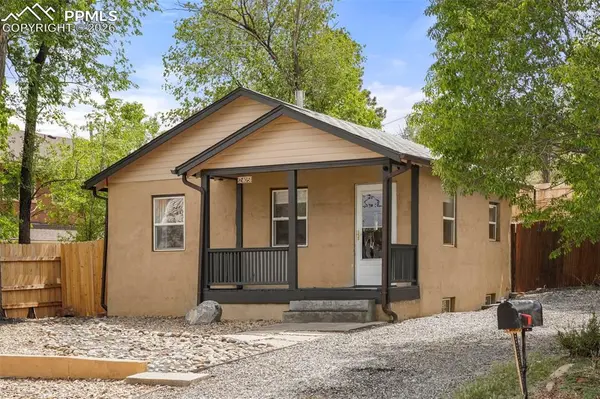 2405 Hagerman ST, Colorado Springs, CO 80904