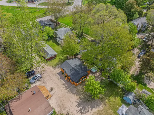 12221 Lakeshore RD, Wainfleet, ON L0S 1V0