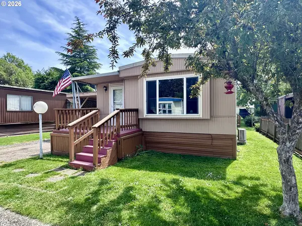 555 N DANEBO AVE #72, Eugene, OR 97402
