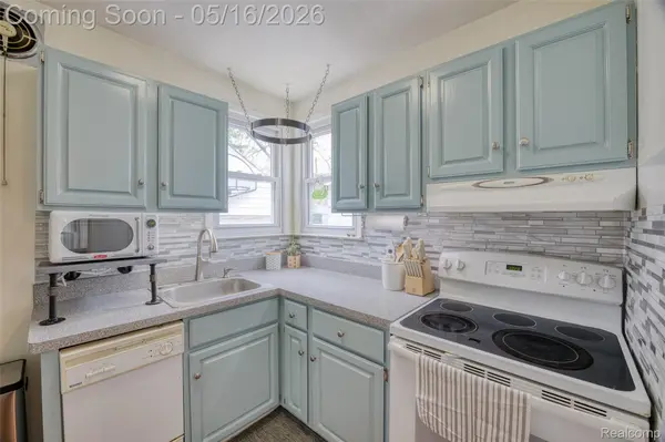 1349 Northway ST, Ferndale, MI 48220