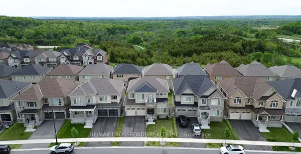 50 Carriage Shop BND, East Gwillimbury, ON L9N 0Y5