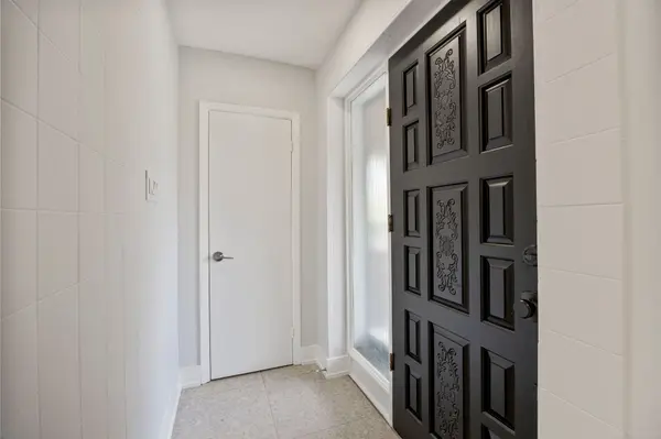 129 Culford RD, Toronto W04, ON M6M 4K6