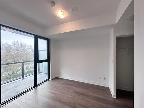 2799 Kingston RD #301, Toronto E08, ON M1M 0E3