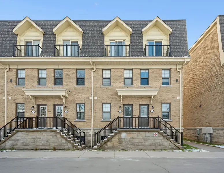 803 Gordon ST #9, Guelph, ON N1G 1Y8