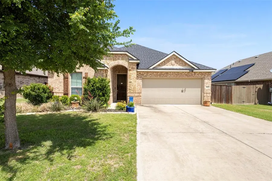 3605 Worthington Drive, Midlothian, TX 76065
