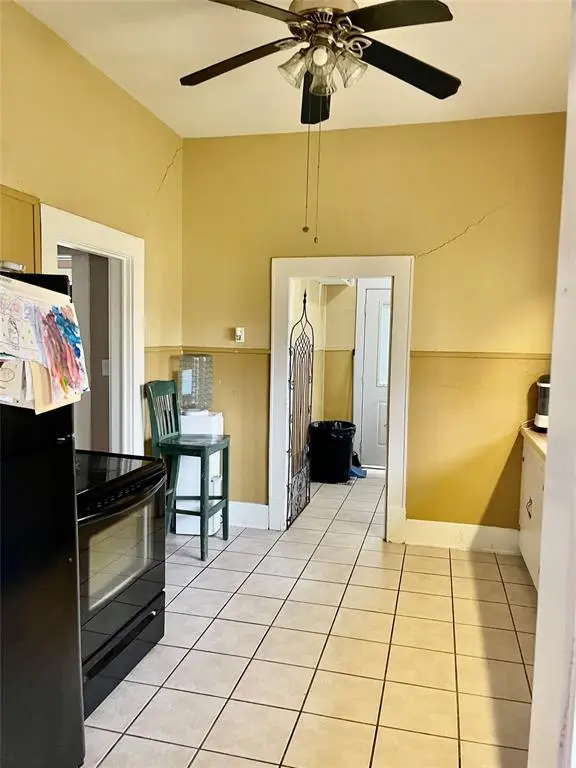 1023 N SPRING Street, Grand Saline, TX 75140