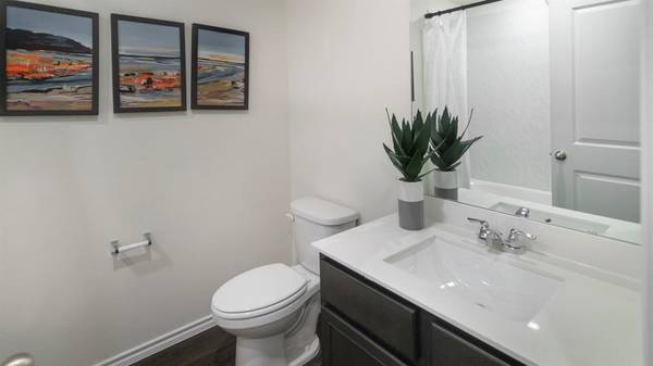 3100 Charleston Drive, Ennis, TX 75119