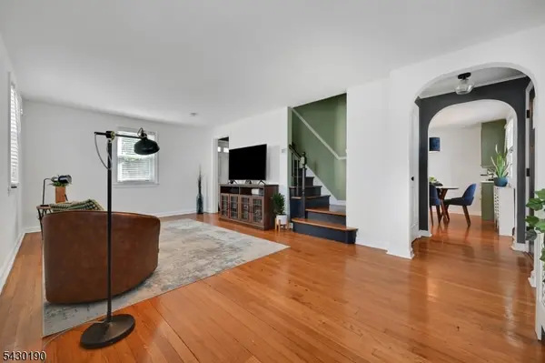 2-05 33Rd St, Fair Lawn Boro, NJ 07410