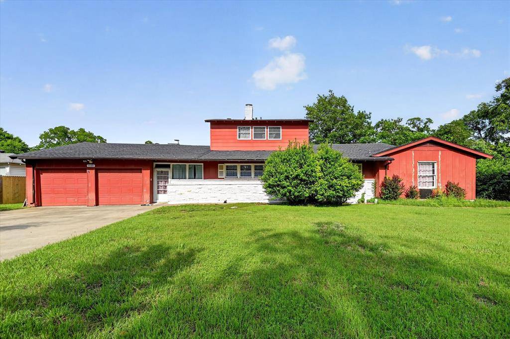 1148 Rock Creek Drive, Garland, TX 75040