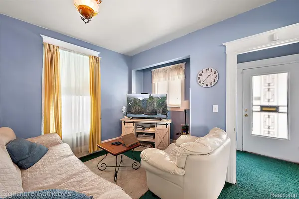 1731 Helen ST, Detroit, MI 48207