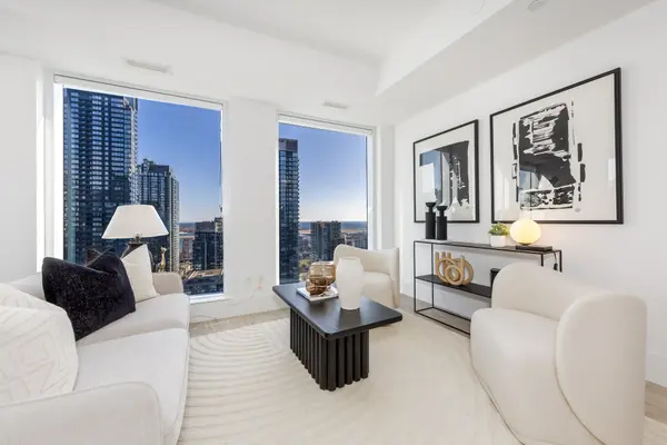 470 Front ST #1612, Toronto C01, ON M5V 0V6