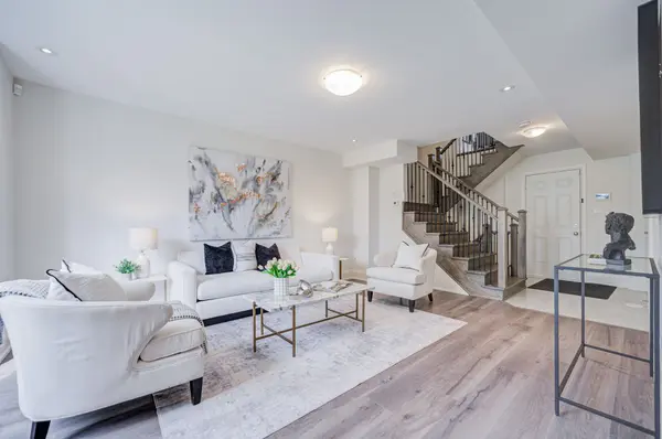 49 Cohen WAY, Vaughan, ON L6A 5B4