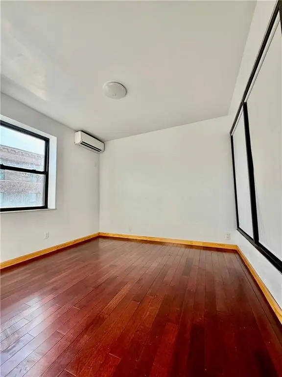 6923 18th AVE #2R, Brooklyn, NY 11204