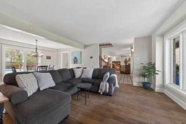 1646 Groves RD, Russell, ON K4R 1E5
