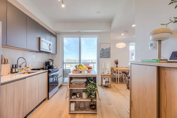 3100 Keele ST #1211, Toronto W05, ON M3M 2H4