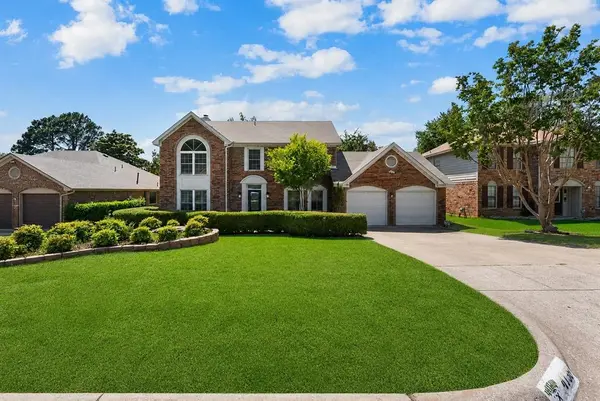 4138 Mapleridge Drive, Grapevine, TX 76051