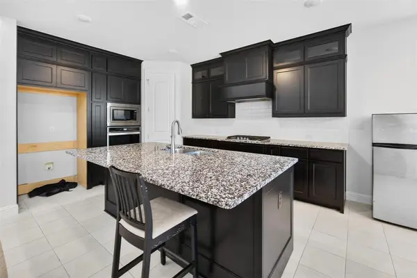 2604 Silver Leaf Drive, Northlake, TX 76226