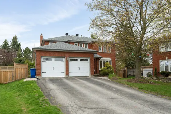 108 Lindsay CT, Orangeville, ON L9W 4H1