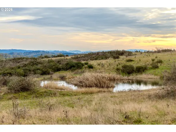 16595 BECK RD, Dallas, OR 97338
