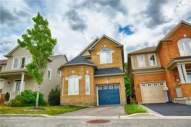 38 Elmeade LN, Whitchurch-stouffville, ON L4A 0P6