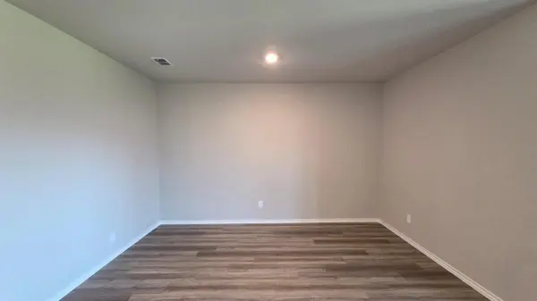 1008 FOXBURG Drive, Fort Worth, TX 76131