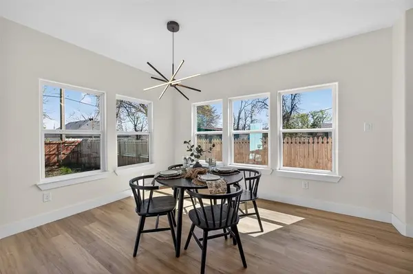 2705 S Jones Street, Fort Worth, TX 76104