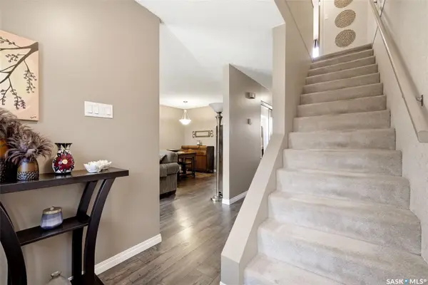 41 Spruceview ROAD, Regina, SK S4R 0E1