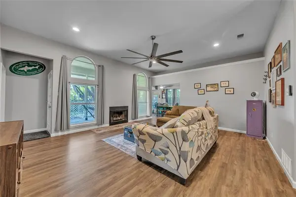 7937 Hunters Glen Drive, Watauga, TX 76148