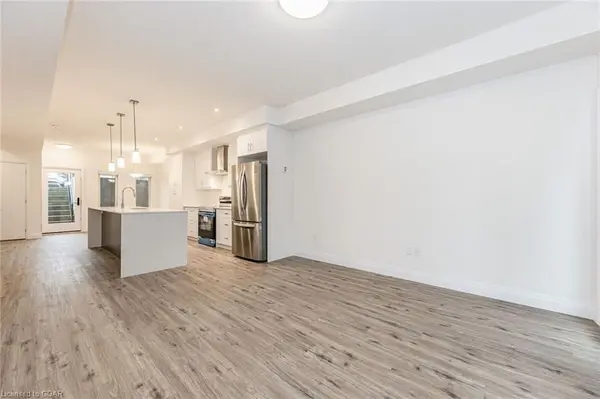 47 Lily LN, Guelph, ON N1L 1E2