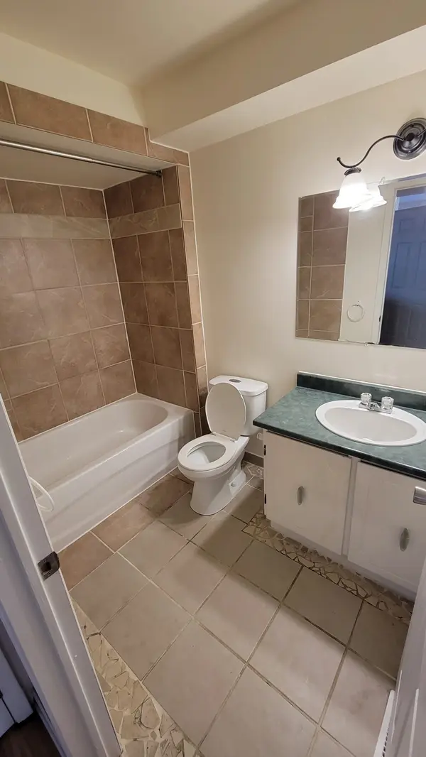 44 Rotherglen (Main) CT, Brampton, ON L6X 2S1