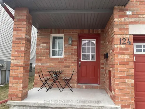 124 Lokoya ST, Kanata, ON K2S 0J4
