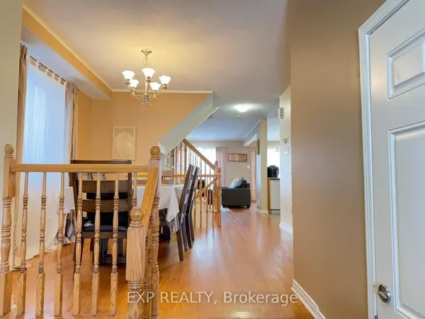 124 Lokoya ST, Kanata, ON K2S 0J4