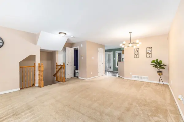 70 Edenvale DR #169, Kanata, ON K2K 3N6