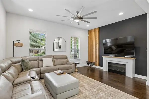1414 French Violet Way, Arlington, TX 76005