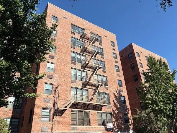 515 East 7th ST #1M, Brooklyn, NY 11218