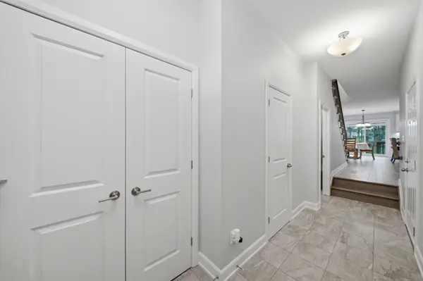 405 Voyageur PL W, Russell, ON K0A 1W0
