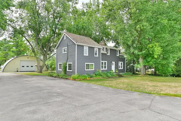 425 Rosebush RD, Quinte West, ON K0K 2C0