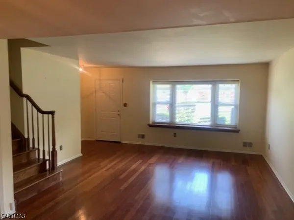 4 Wareham Ct, Scotch Plains Twp., NJ 07076