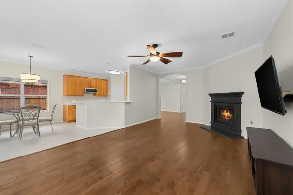 8358 Davis Drive, Frisco, TX 75036