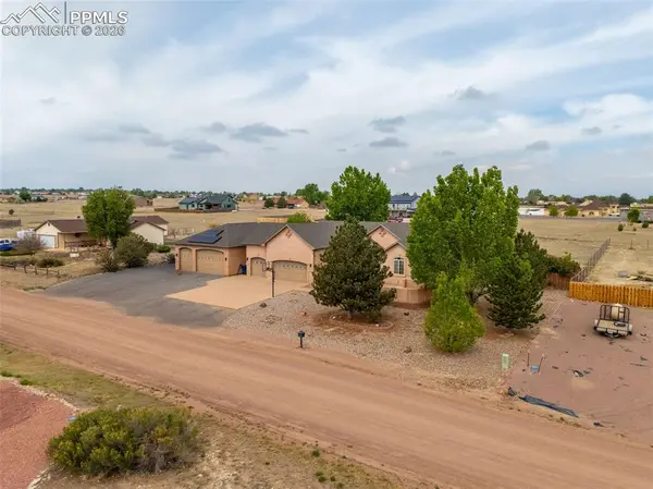 553 S Saunders DR, Pueblo West, CO 81007