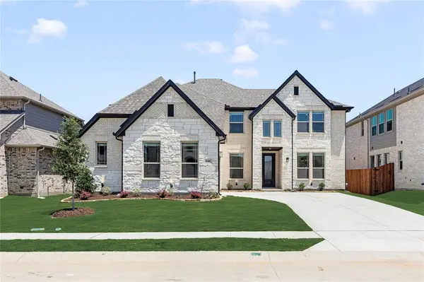 1140 Hitching Post Way, Oak Point, TX 75068