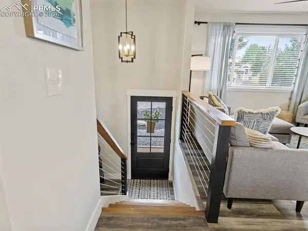 54 S Washington ST, Monument, CO 80132