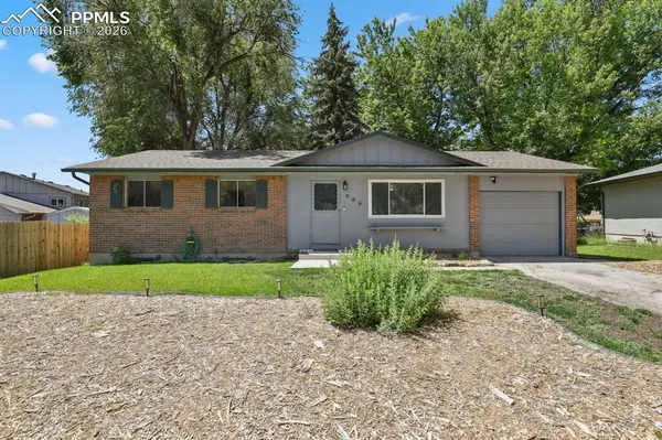 906 Bowser DR, Colorado Springs, CO 80909