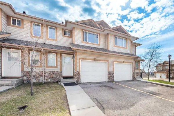 281 Citadel PT NW, Calgary, AB T3G 5L2
