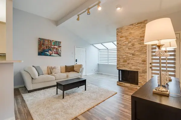2100 Randy Snow Road #412, Arlington, TX 76011