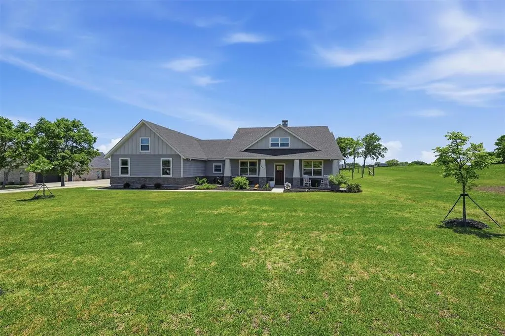 662 Preakness Place Road, Van Alstyne, TX 75495